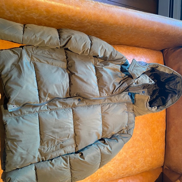 ASOS designed puffer jacket with hood in khaki - Picture 1 of 4